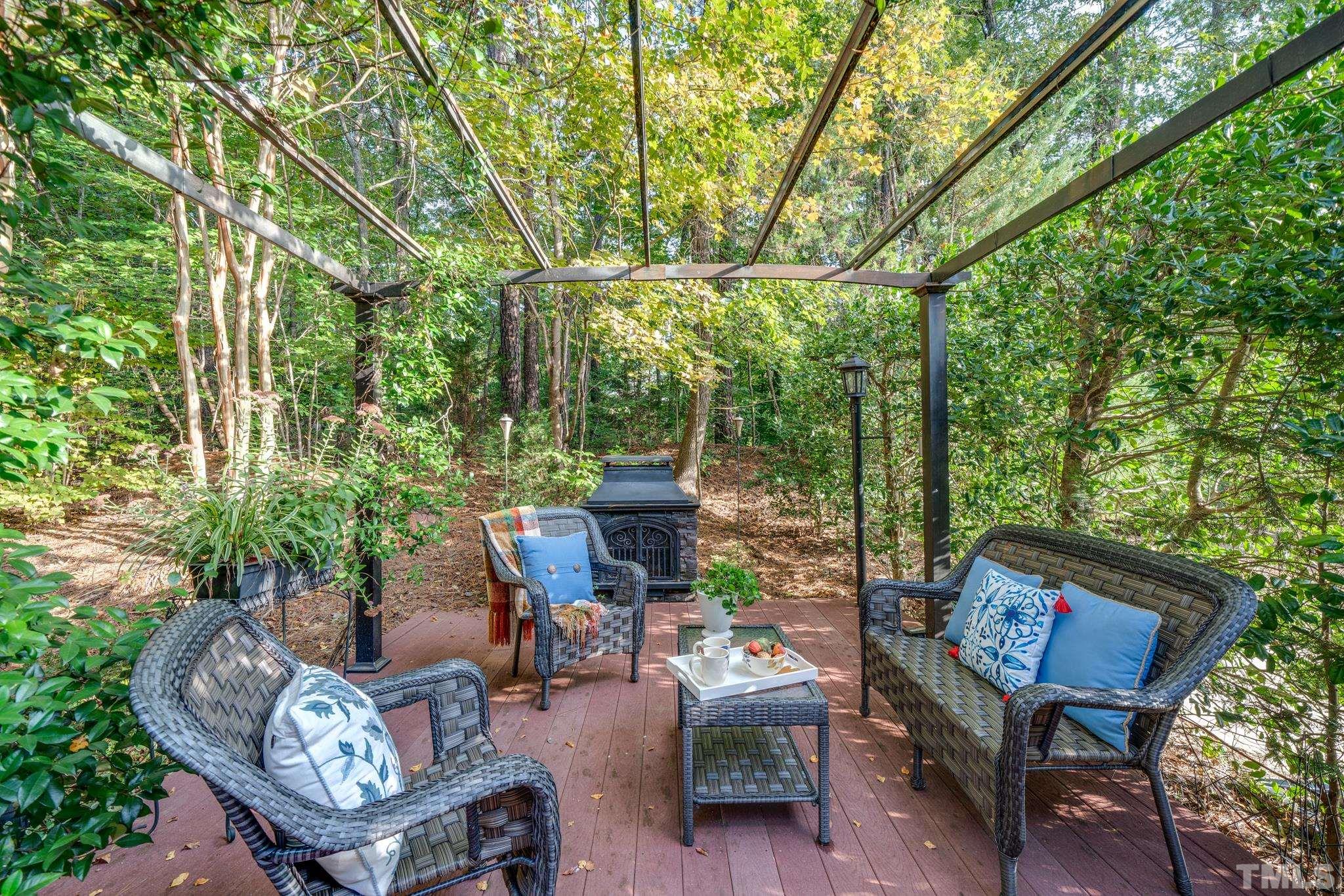 8221 Whispering Glen Lane Raleigh, NC 27614 - Photo 2 of 9