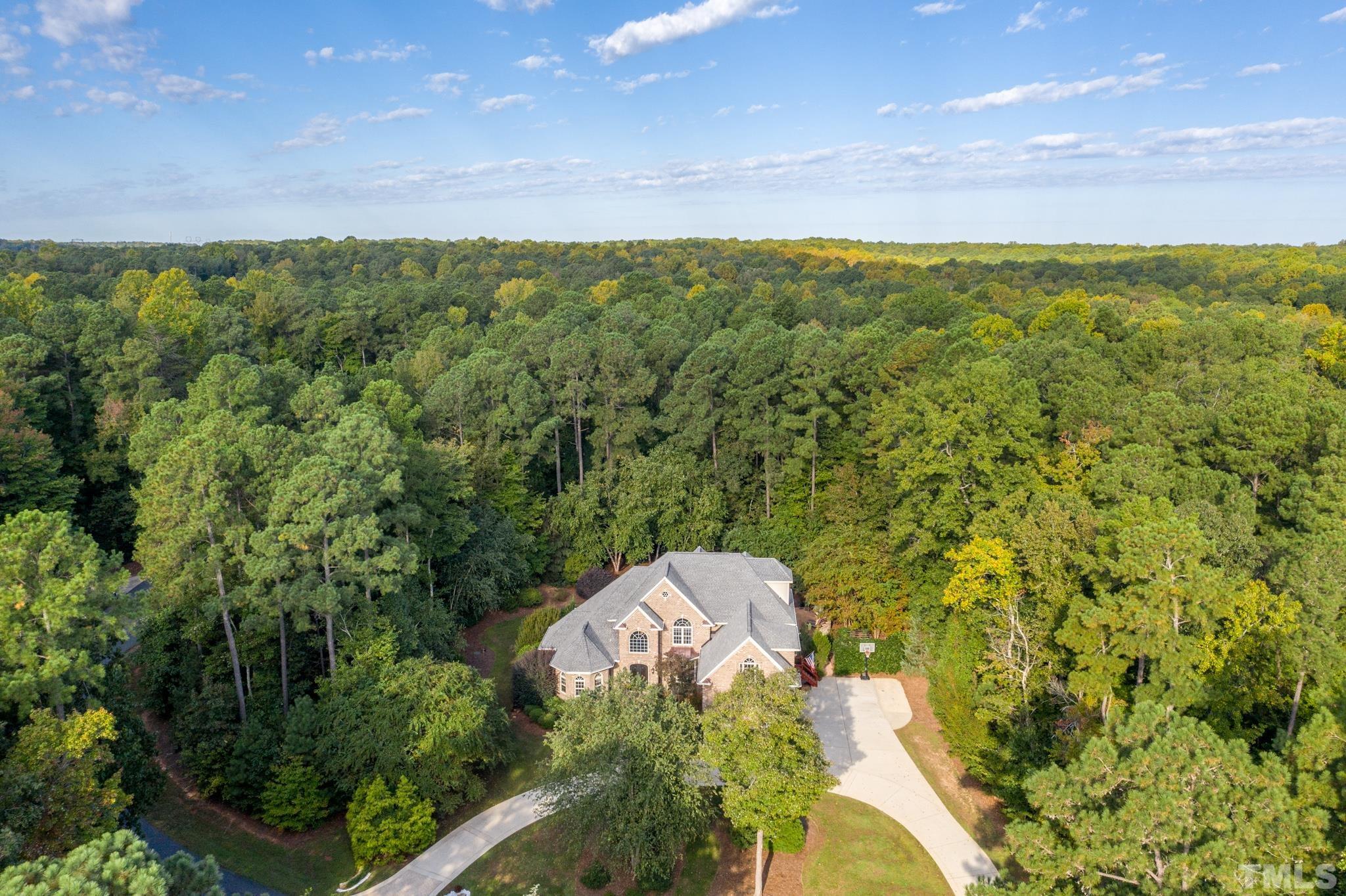 8221 Whispering Glen Lane Raleigh, NC 27614 - Photo 7 of 9