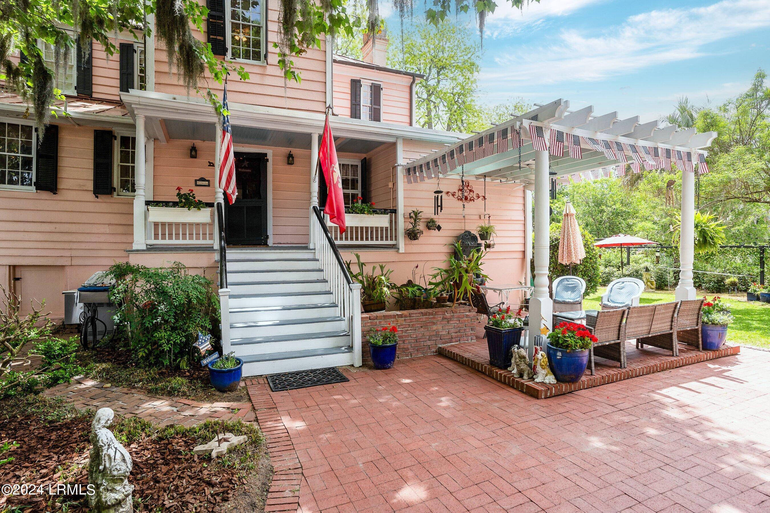 414 New Street Beaufort, SC 29902 - Photo 3 of 27 Home Rear Entry