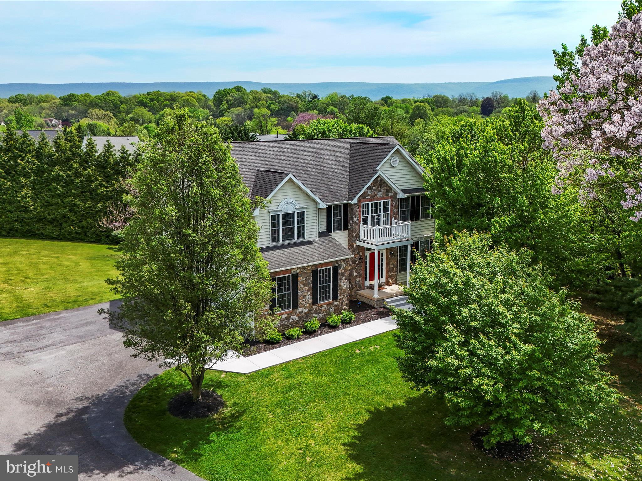 306 Landis Road Hagerstown, MD 21740 - Photo 1 of 53 Majestic aesthetics!