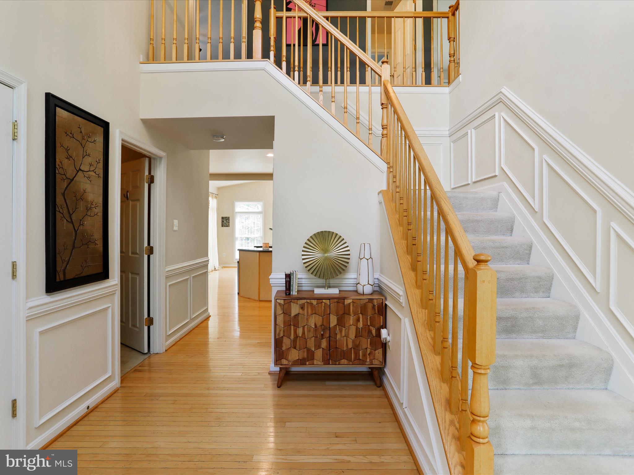 306 Landis Road Hagerstown, MD 21740 - Photo 5 of 53 Open foyer with an impressive staircase