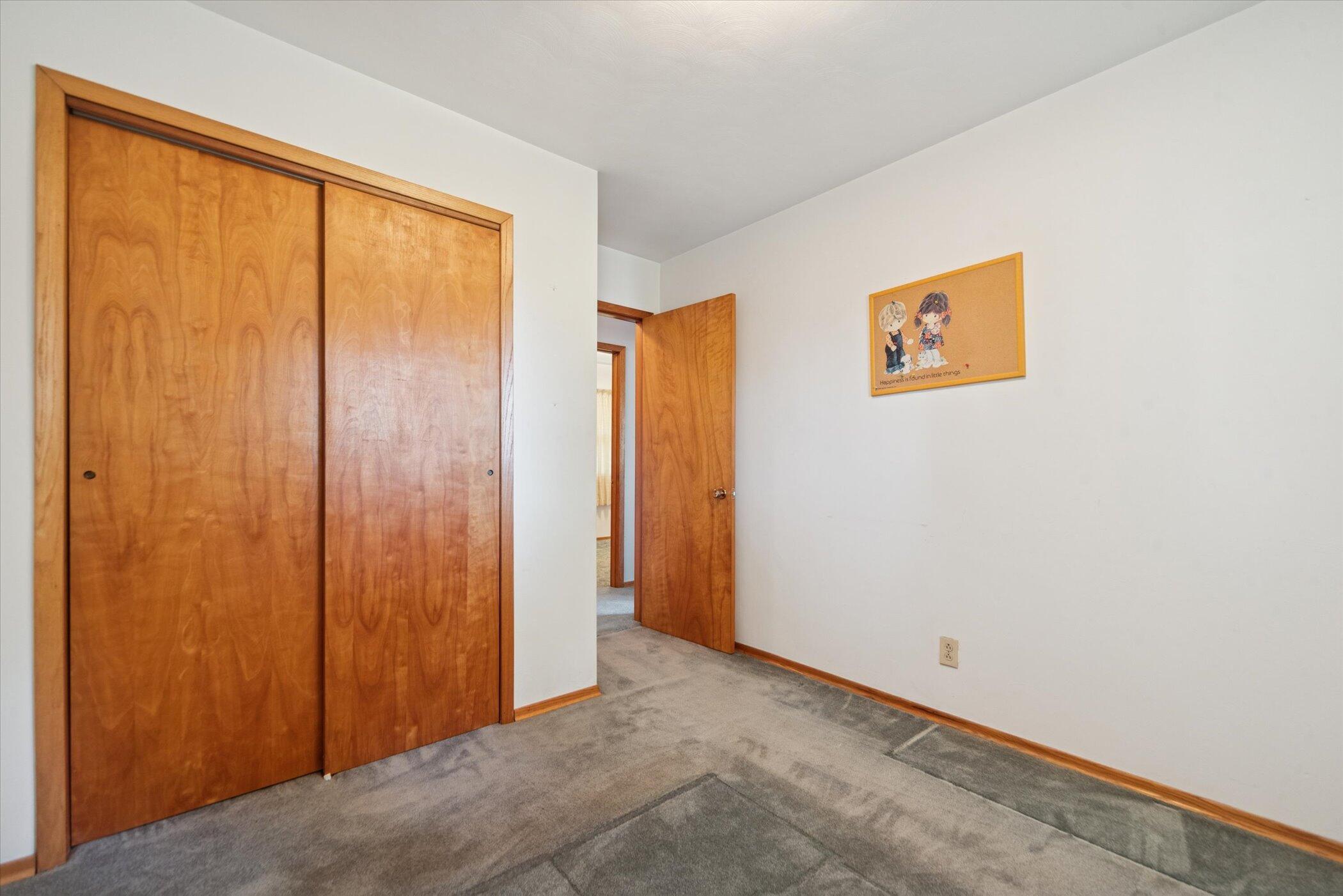 1140 Covert Road Leslie, MI 49251 - Photo 19 of 65 19-1140-Covert-Rd-WindowStill