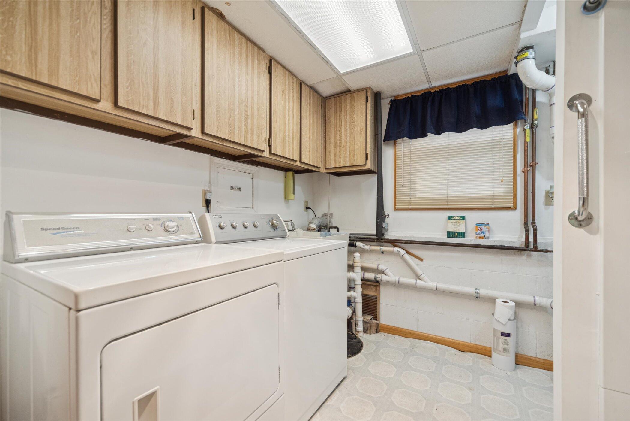 1140 Covert Road Leslie, MI 49251 - Photo 29 of 65 29-1140-Covert-Rd-WindowStill