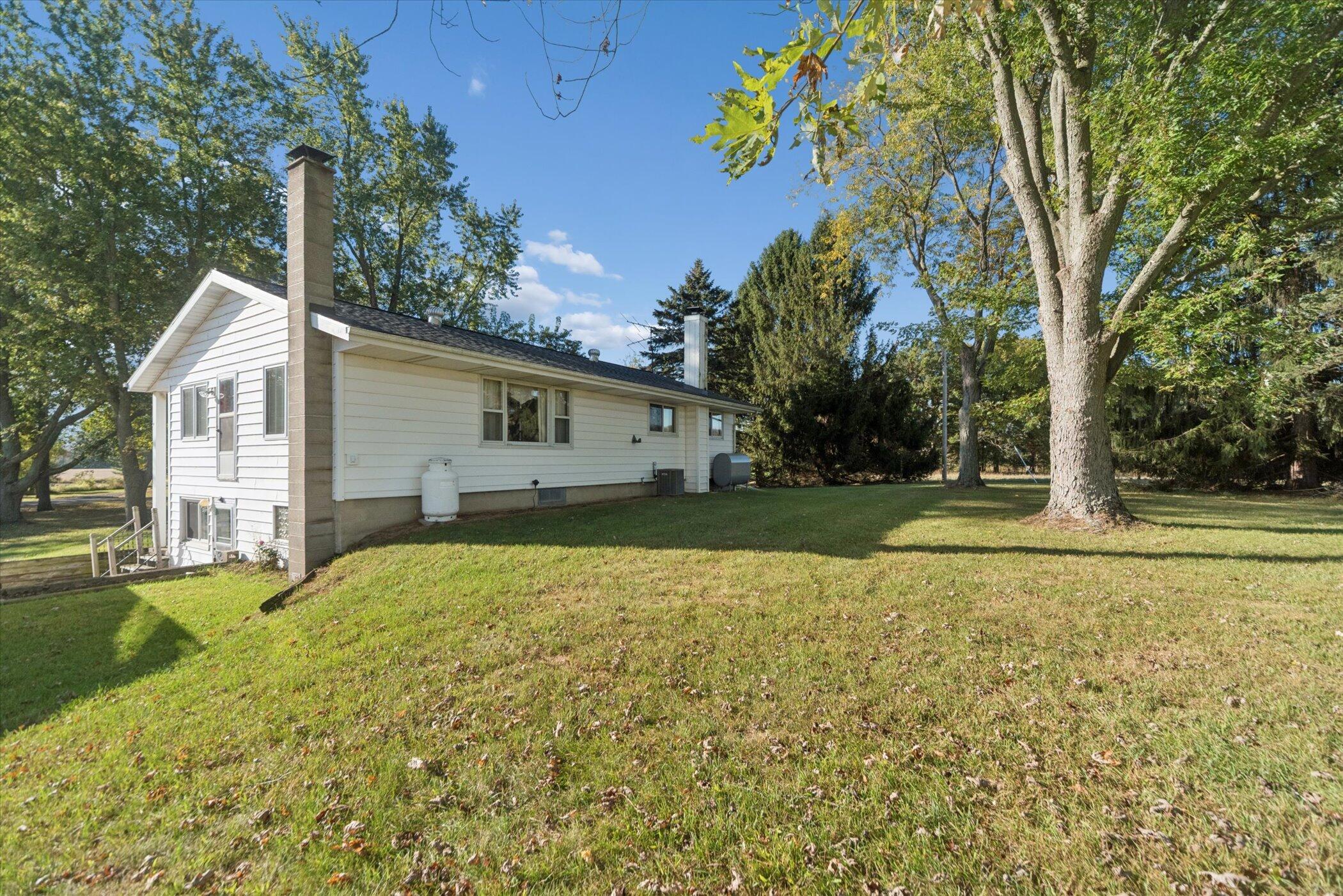 1140 Covert Road Leslie, MI 49251 - Photo 34 of 65 34-1140-Covert-Rd-WindowStill