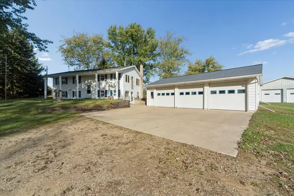 $489,900 | 1140 Covert Road, Leslie, MI 49251