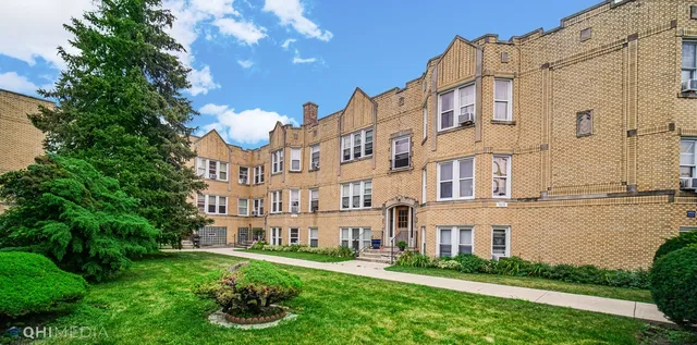 $1,450 | 2419 North Oak Park Avenue, Unit 2C, Chicago, IL 60707