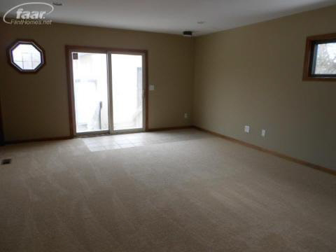 7220 North Jennings Road Mount Morris, MI 48458 - Photo 8 of 10 20349217-7.JPG