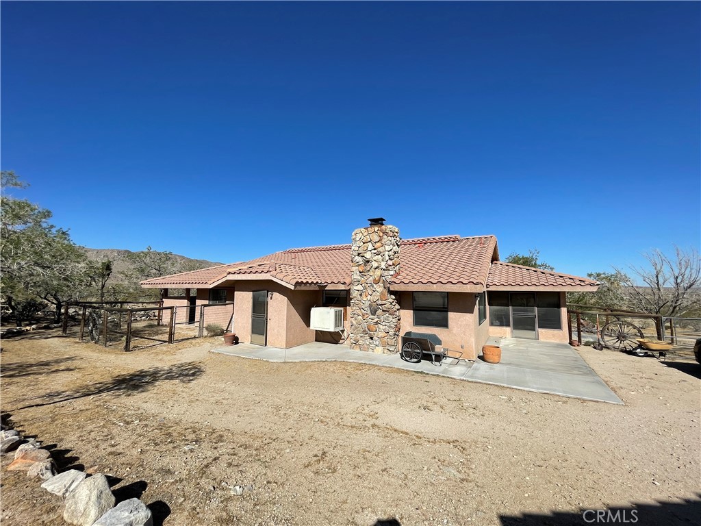 27478 Cahuilla Road Apple Valley, CA 92307 - Photo 1 of 1 House from back