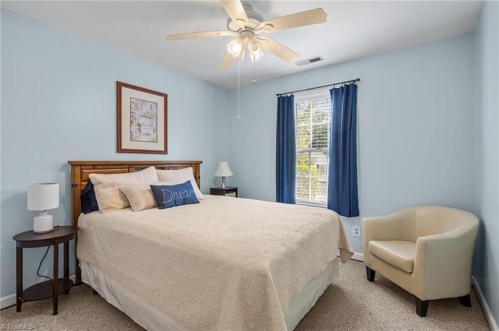 3922 Landover Drive High Point, NC 27265 - Photo 22 of 34