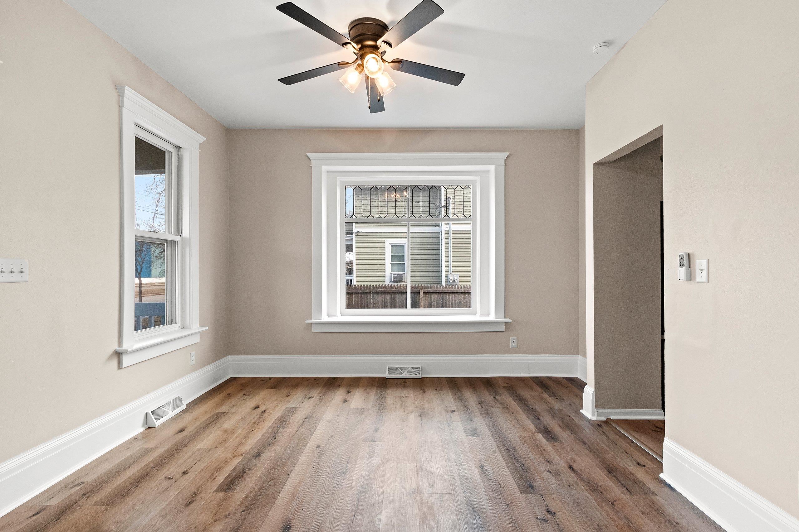 1127 West College Avenue Appleton, WI 54914 - Photo 16 of 44