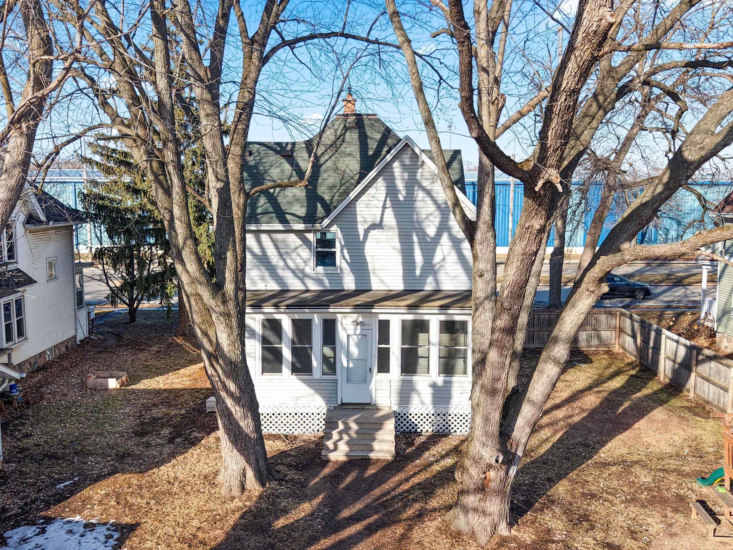 1127 West College Avenue Appleton, WI 54914 - Photo 2 of 44