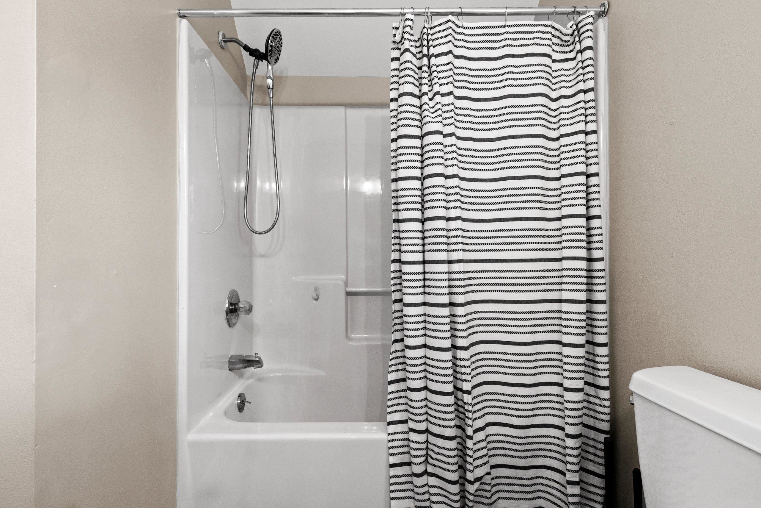 1127 West College Avenue Appleton, WI 54914 - Photo 35 of 44