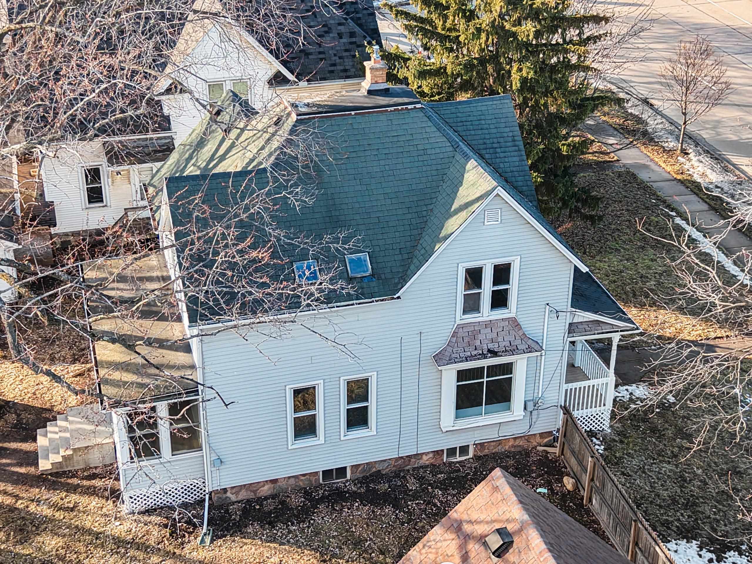 1127 West College Avenue Appleton, WI 54914 - Photo 4 of 44