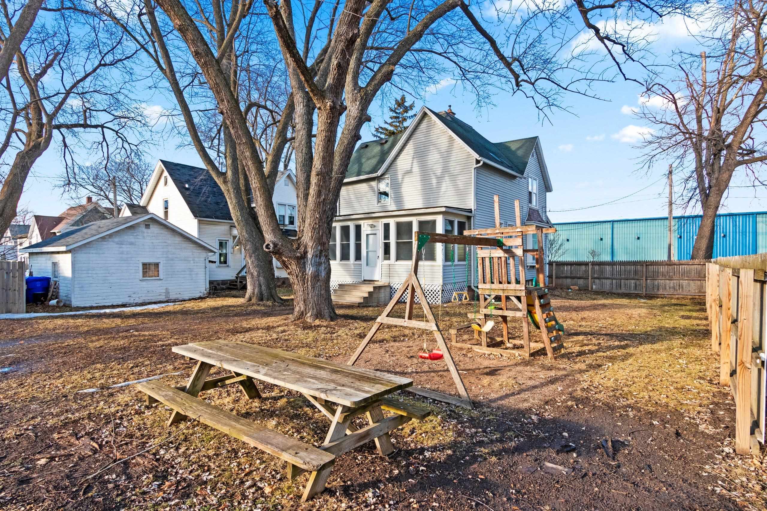 1127 West College Avenue Appleton, WI 54914 - Photo 42 of 44