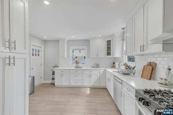 $580,000 | 162 Norwood Avenue, North Plainfield, NJ 07060