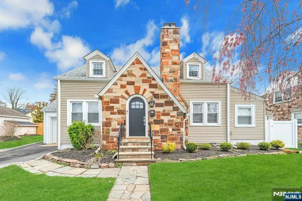 $580,000 | 162 Norwood Avenue, North Plainfield, NJ 07060