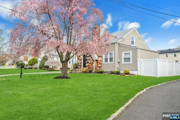 $580,000 | 162 Norwood Avenue, North Plainfield, NJ 07060