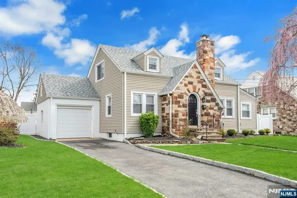 $580,000 | 162 Norwood Avenue, North Plainfield, NJ 07060