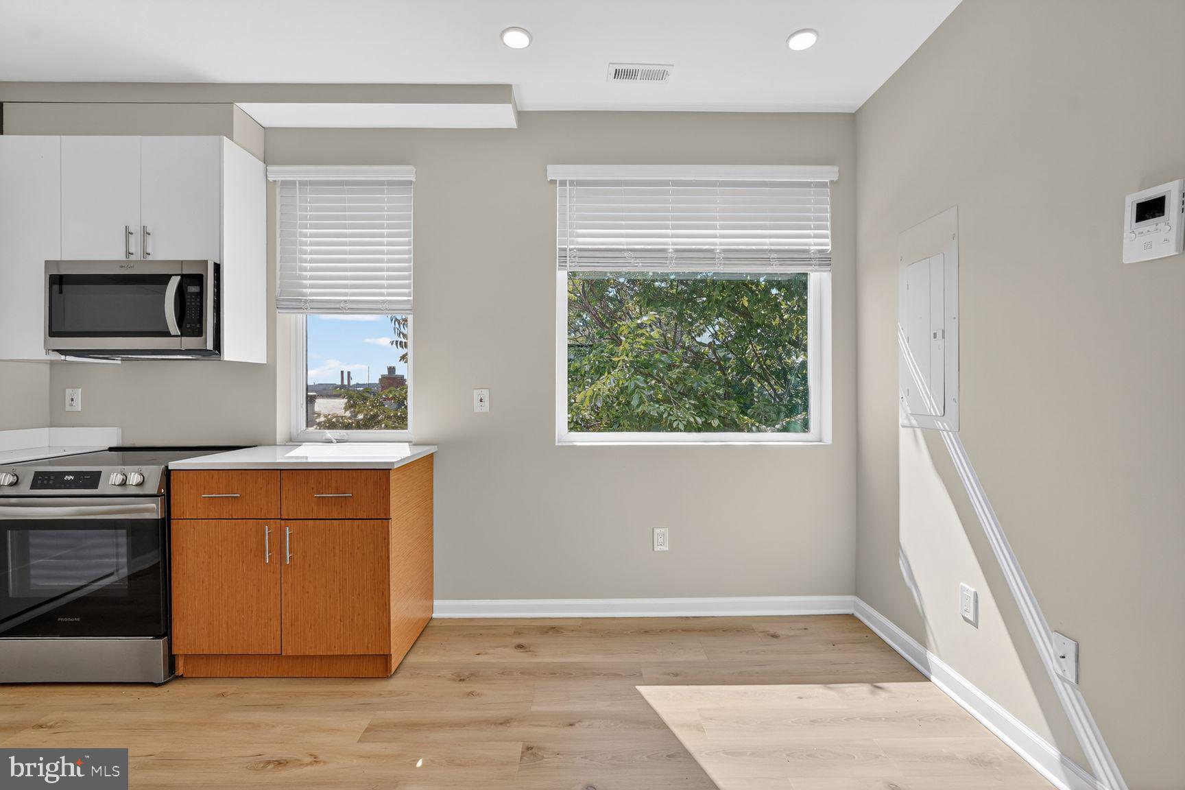 1307 K Street Southeast, Unit 301 Washington, DC 20003 - Photo 5 of 14 Dining Area