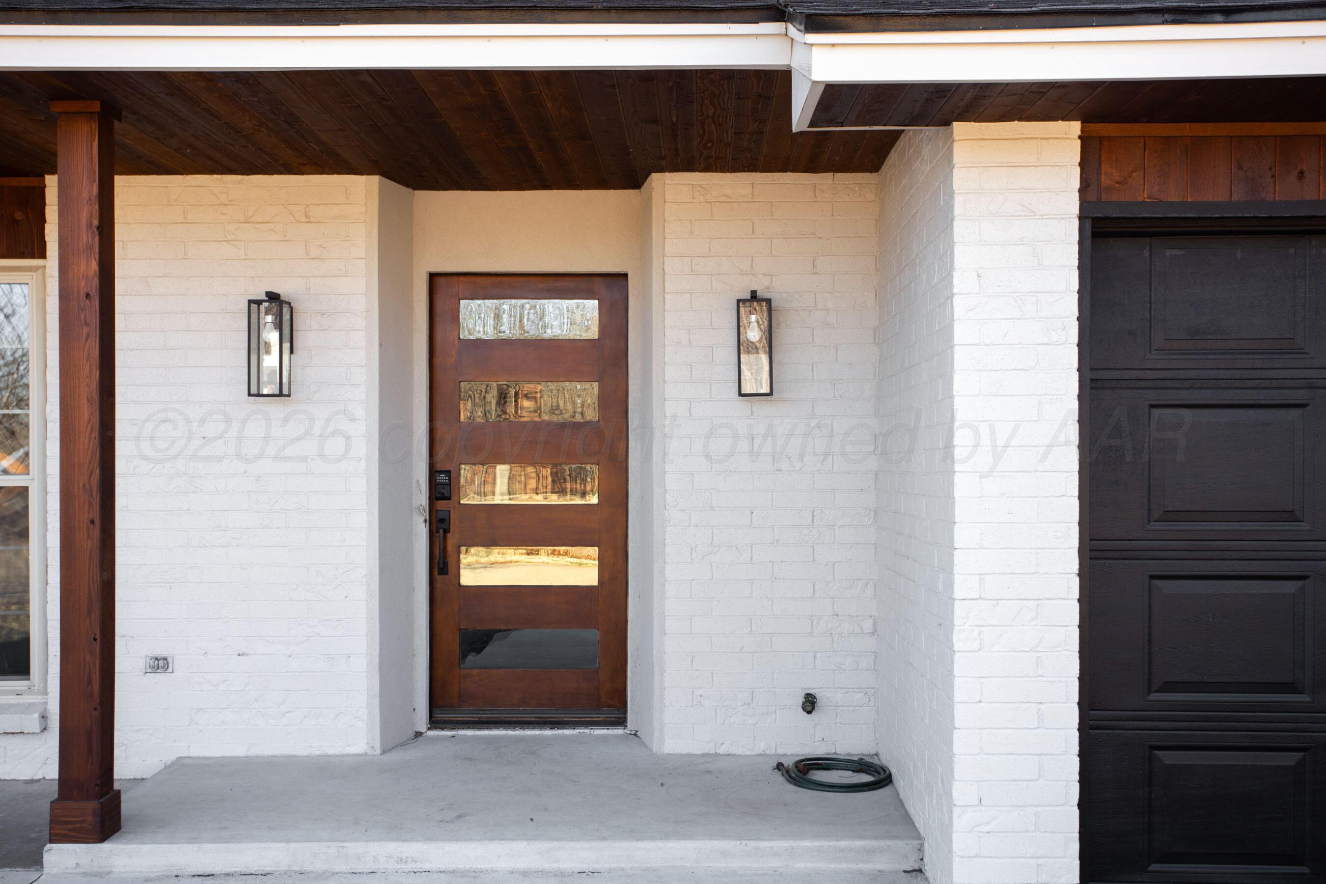 4217 West Farmers Avenue Amarillo, TX 79110 - Photo 32 of 38 a view of an entryway
