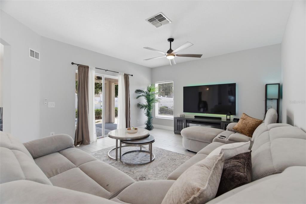 8526 Hawbuck Street Trinity, FL 34655 - Photo 9 of 24