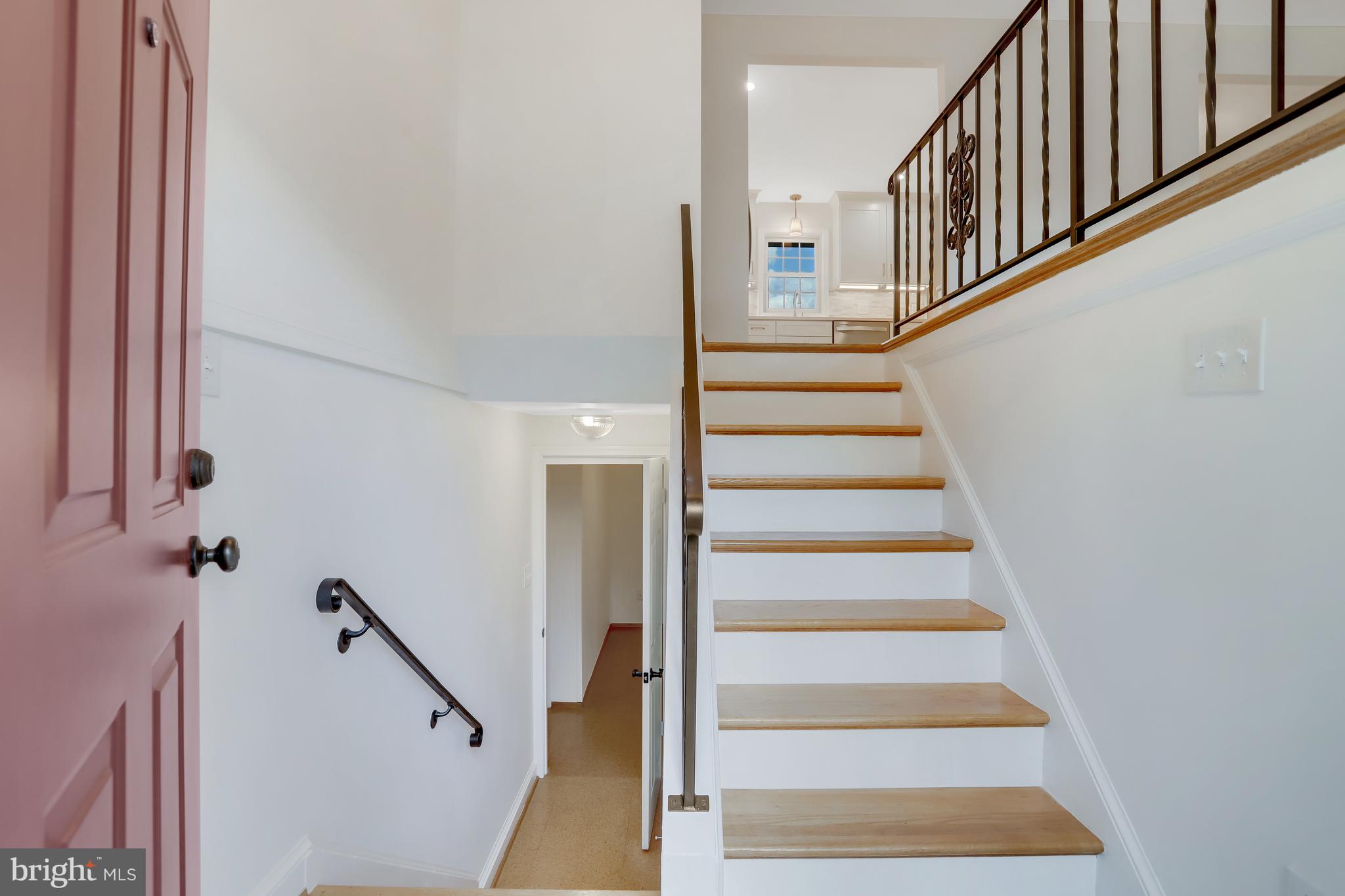 8305 Accotink Road Lorton, VA 22079 - Photo 3 of 73 Entry way to this great split-level home