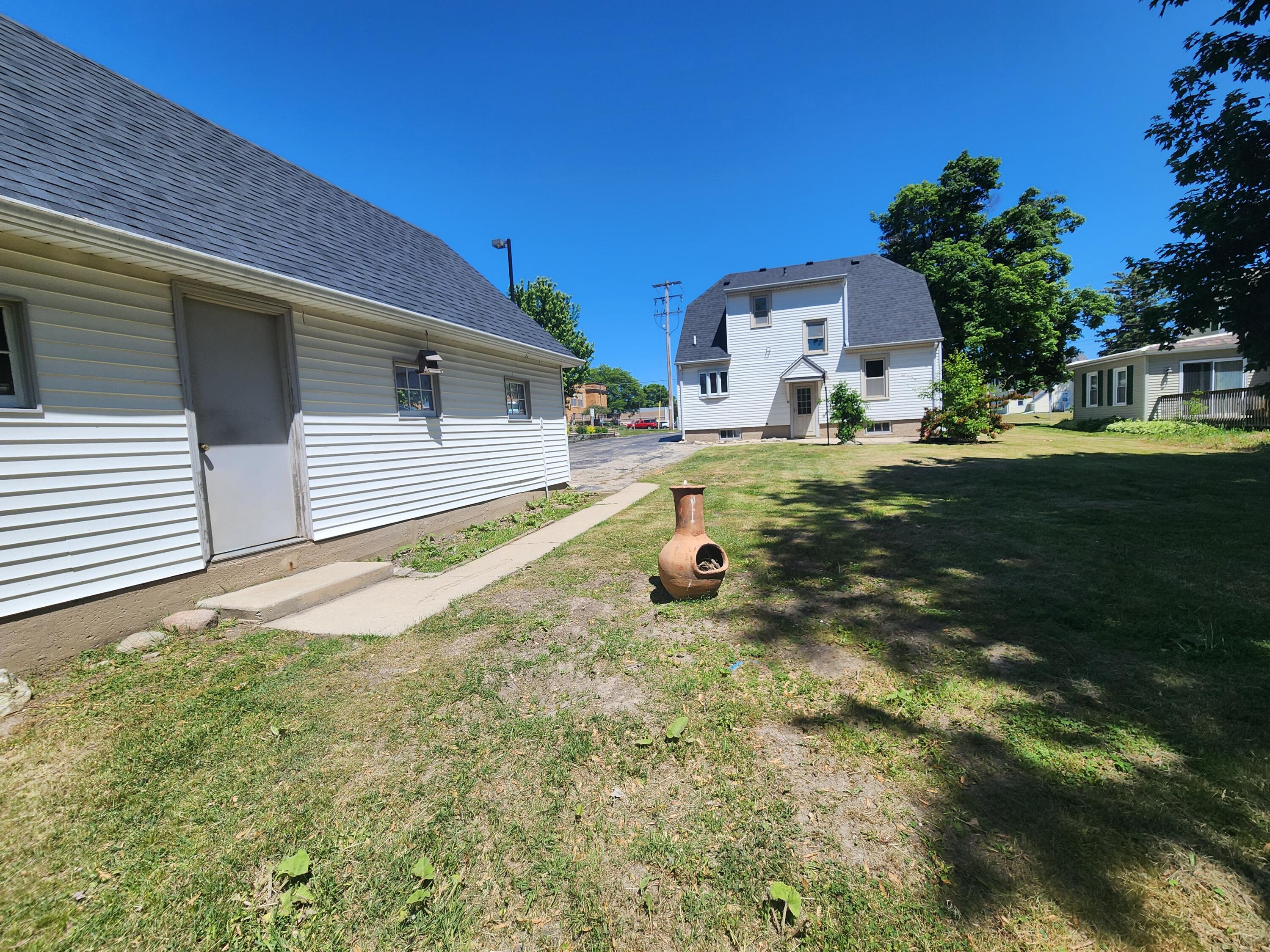 1604 Main Street Union Grove, WI 53182 - Photo 46 of 56 1000053770