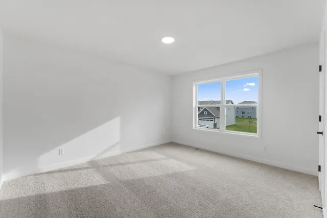 $597,975 | 7544 Lower 42nd Street North, St. Paul, MN 55128