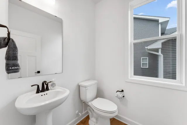 $597,975 | 7544 Lower 42nd Street North, St. Paul, MN 55128