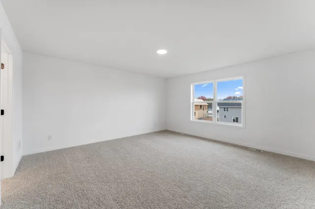 $597,975 | 7544 Lower 42nd Street North, St. Paul, MN 55128