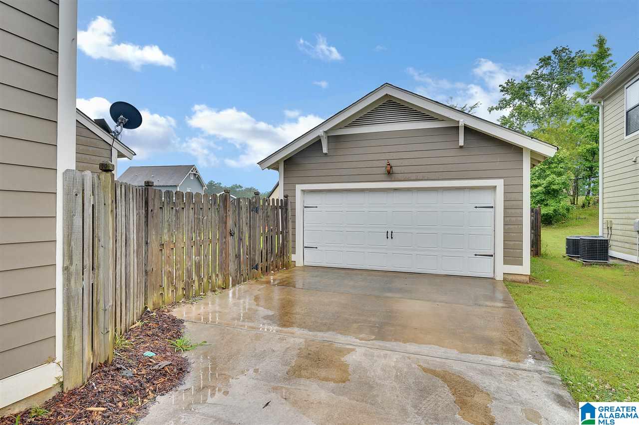 621 Enclave Lane Calera, AL 35040 - Photo 14 of 16