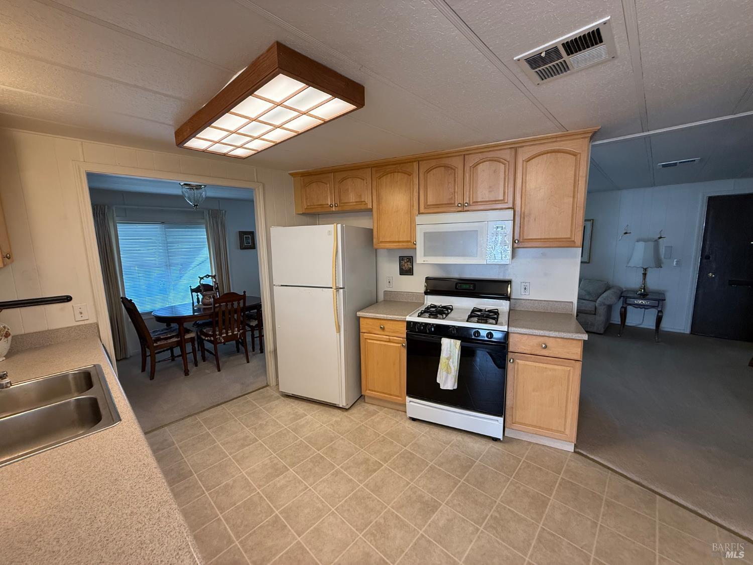 82 Charro Drive Santa Rosa, CA 95401 - Photo 4 of 22