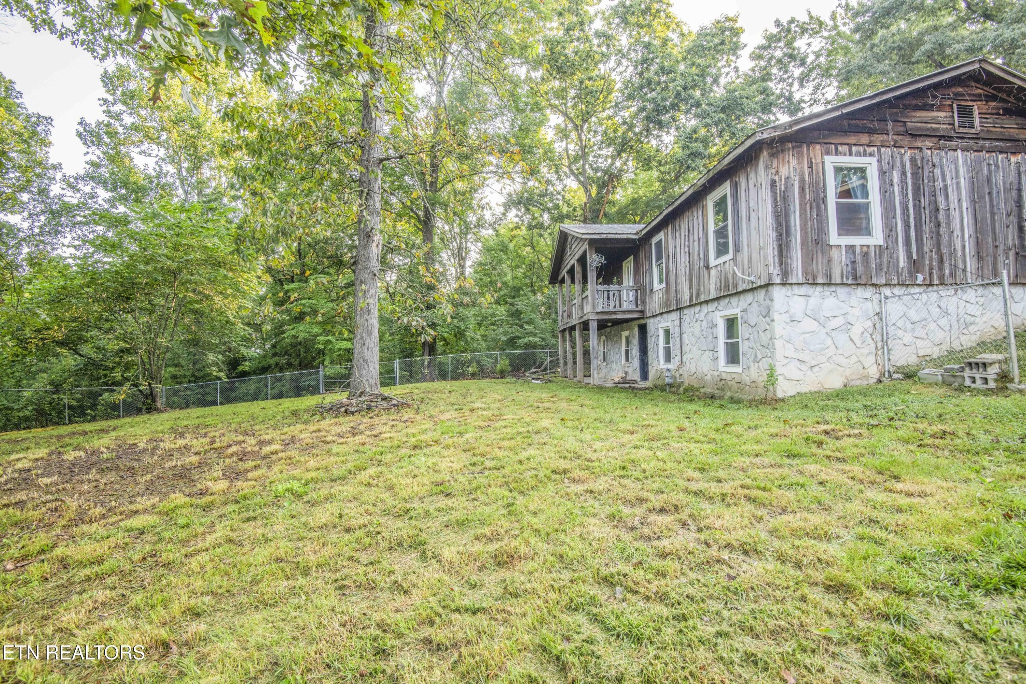 197 Wedgewood Lane Spring City, TN 37381 - Photo 18 of 57