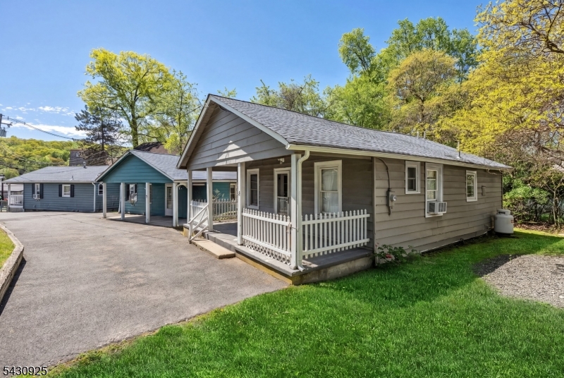 460 River Styx Road Hopatcong, NJ 07843 - Photo 8 of 30