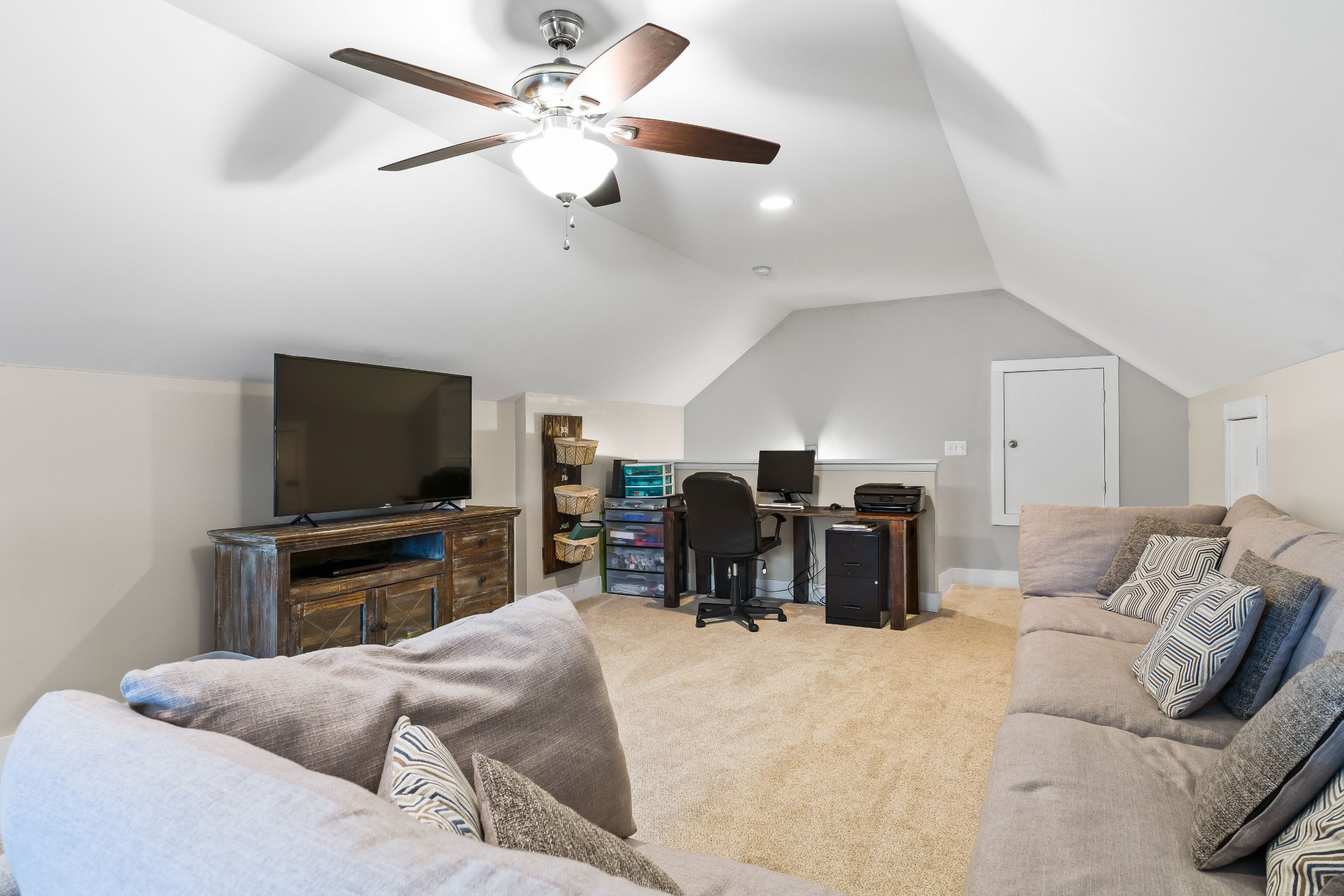 339 New Deal Potts Road Cottontown, TN 37048 - Photo 41 of 62 a living room with furniture and a flat screen tv