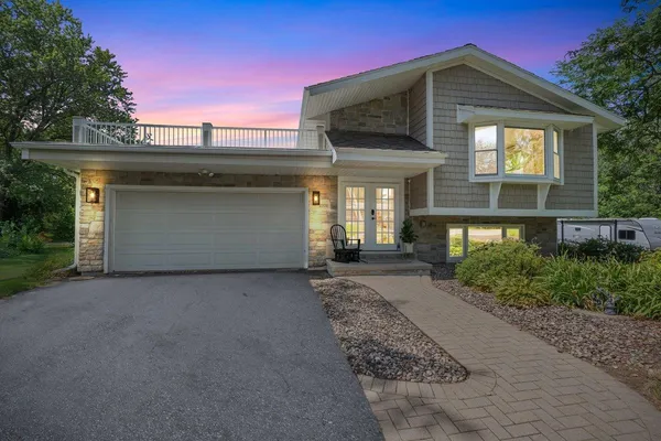 $519,900 | 2321 Gold Drive, Fitchburg, WI 53711