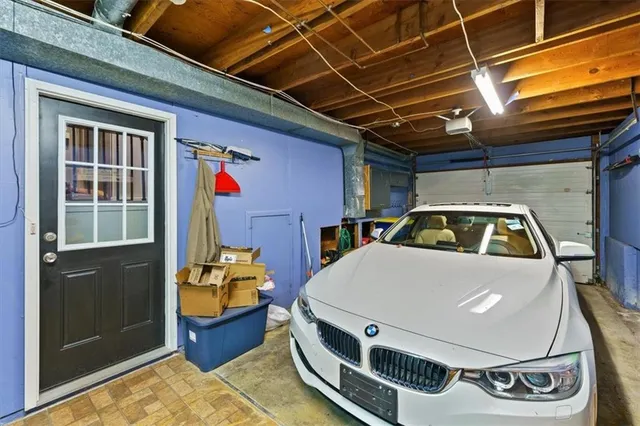 $200,000 | 6521 West 49th Street, Mission, KS 66202