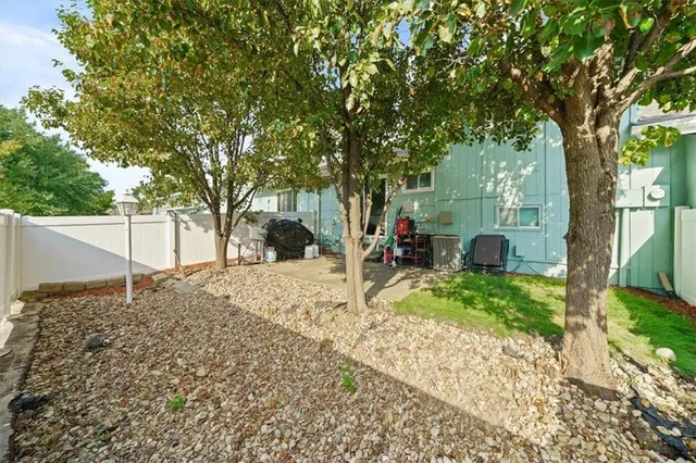 $200,000 | 6521 West 49th Street, Mission, KS 66202