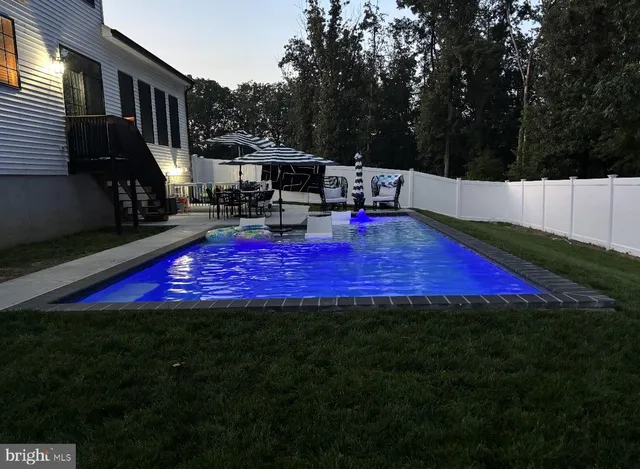 a view of outdoor space yard and patio