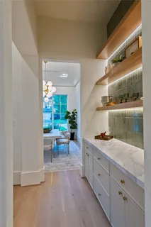 $2,199,000 | 1322 Candlelight Lane, Houston, TX 77018