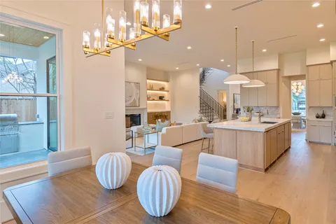 $2,199,000 | 1322 Candlelight Lane, Houston, TX 77018