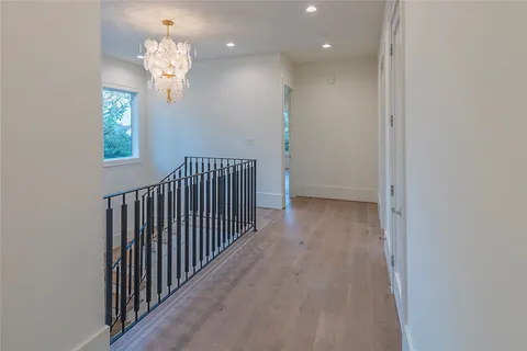 $2,199,000 | 1322 Candlelight Lane, Houston, TX 77018