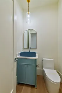 $2,199,000 | 1322 Candlelight Lane, Houston, TX 77018