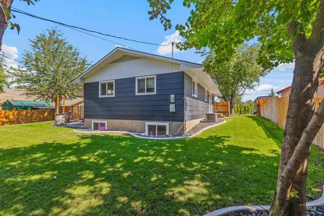 $380,250 | 922 16th Street, Clarkston, WA 99403