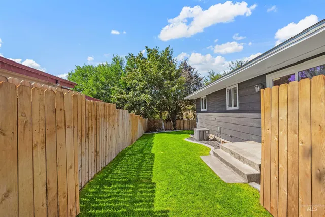 $380,250 | 922 16th Street, Clarkston, WA 99403