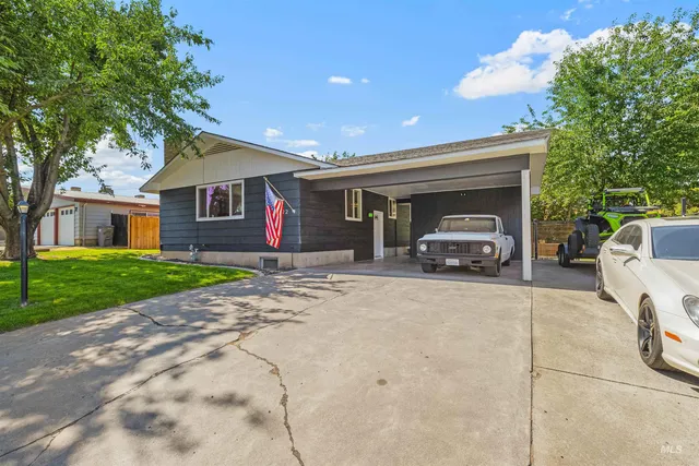 $380,250 | 922 16th Street, Clarkston, WA 99403