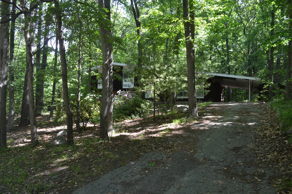 33 Partridge Road Lexington, MA 02420 - Photo 6 of 6 Gallery Image 6