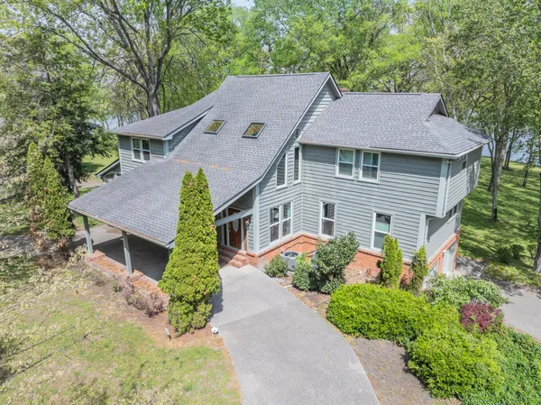 $1,800,000 | 936 Bay Drive, Old Hickory, TN 37138