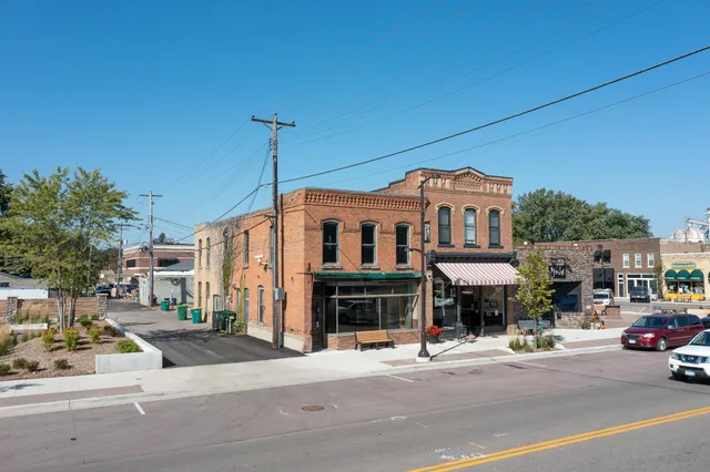 $145,000 | 108 South Meridian Street, Belle Plaine, MN 56011