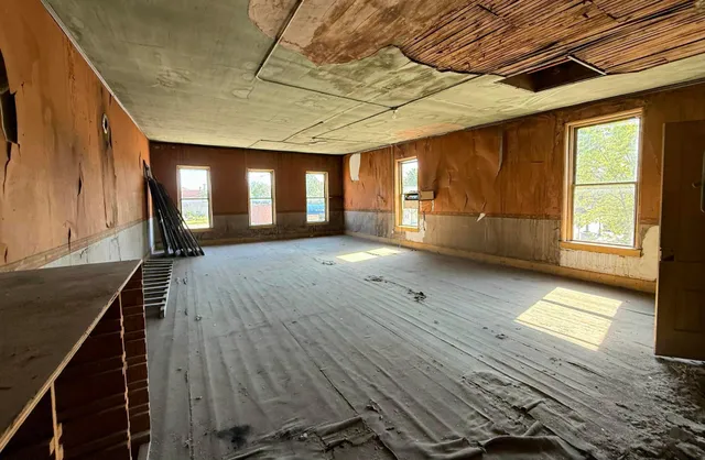 $145,000 | 108 South Meridian Street, Belle Plaine, MN 56011